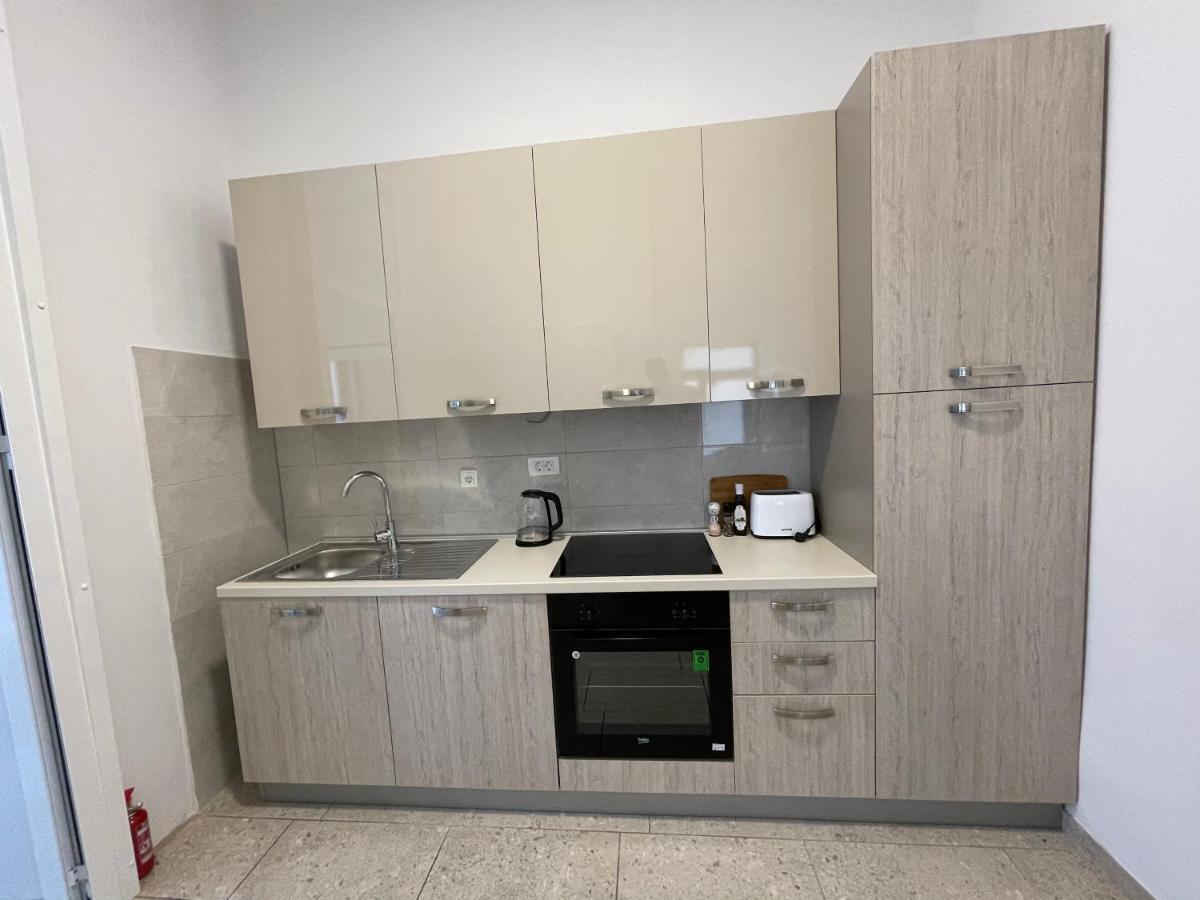 Two Bedroom N Appartement *